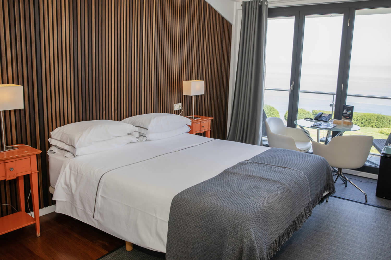 Double Room at the Hotel Arbe, call +34 943 604 749 to book